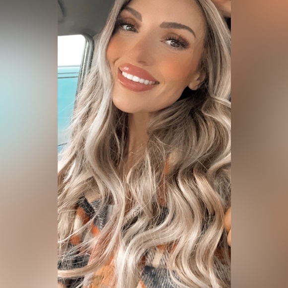 Meet your Posher, Trisha - Picture 6 of 15